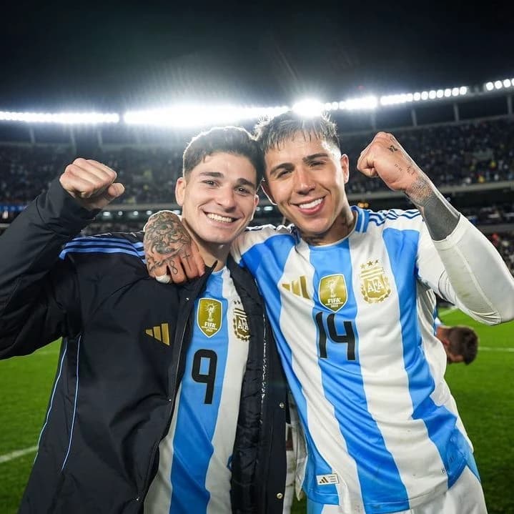 Julián and Enzo thumbnail