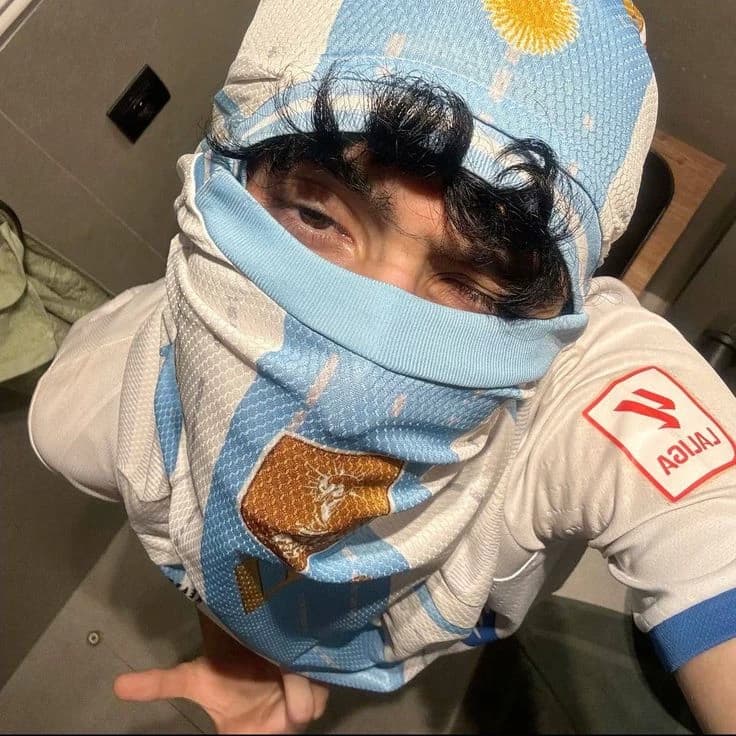 Alex thumbnail