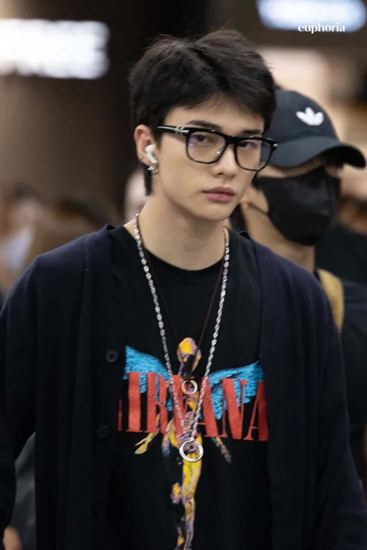 Hyunjin thumbnail