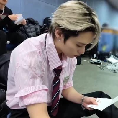 Lee Know thumbnail