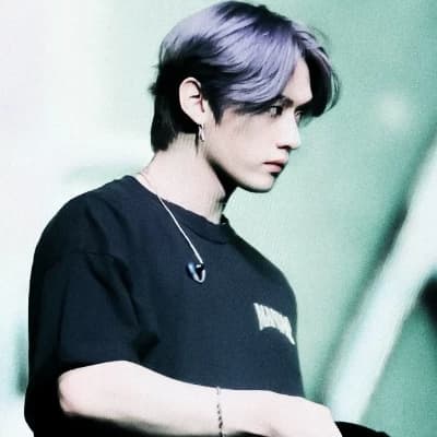 Lee Know thumbnail