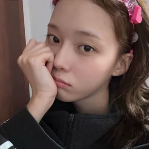 Winter (Kim Minjeong) thumbnail