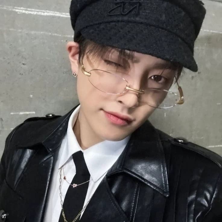 Hongjoong thumbnail
