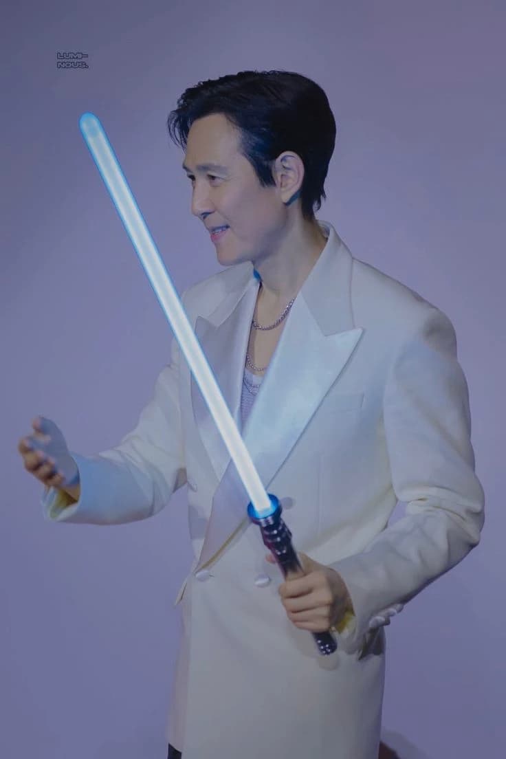 Lee Jung-jae  thumbnail