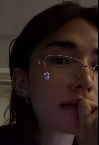 hwang hyunjin thumbnail