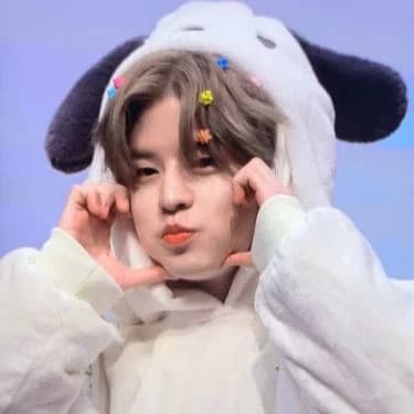Seungmin  thumbnail
