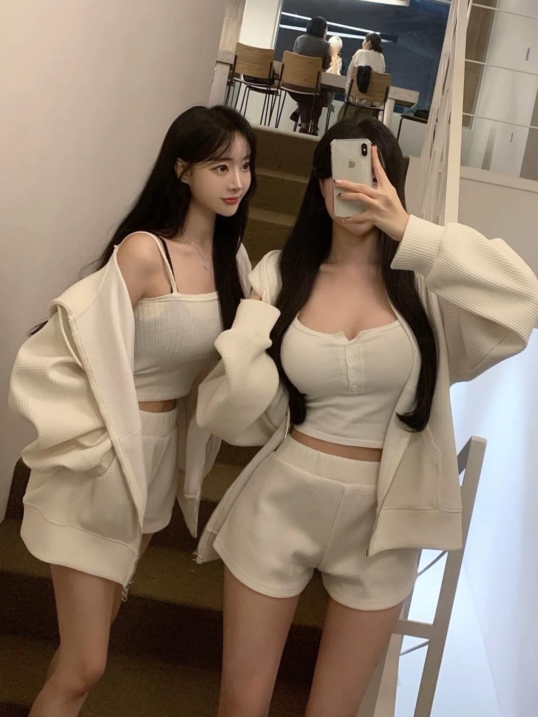 All-girls school thumbnail