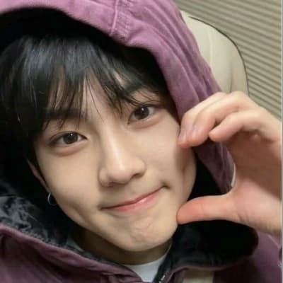 Yang Jungwon thumbnail