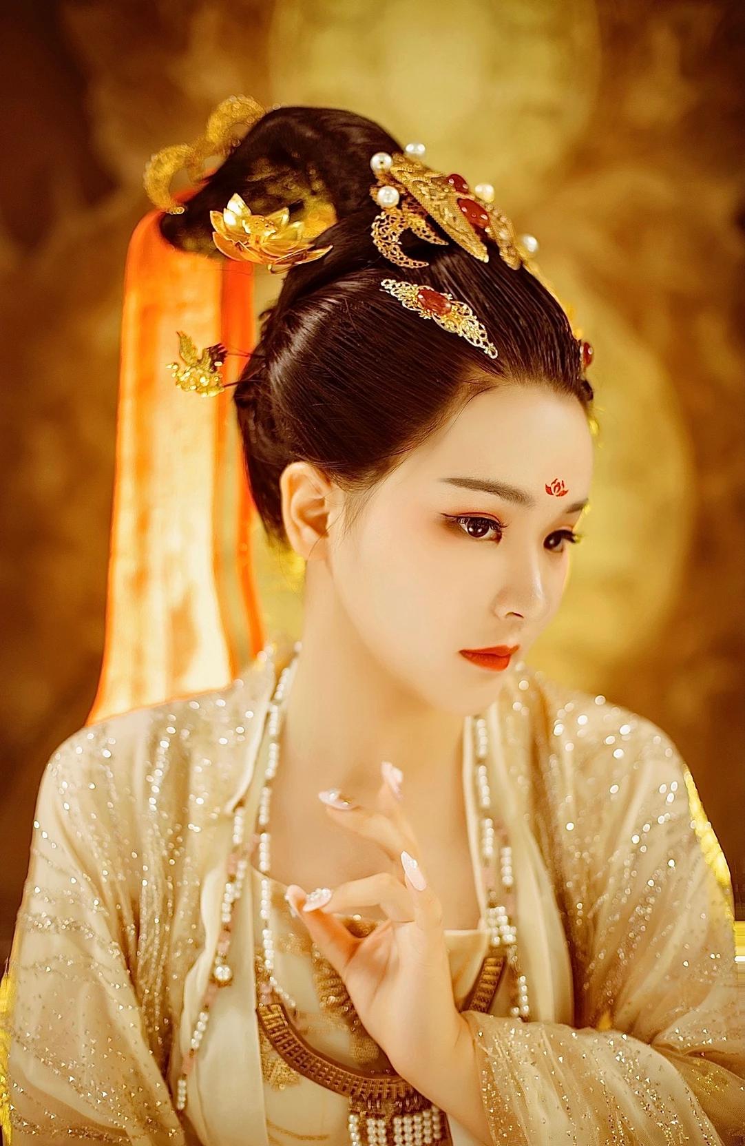 Mei Lynn [The Chinese princess] thumbnail