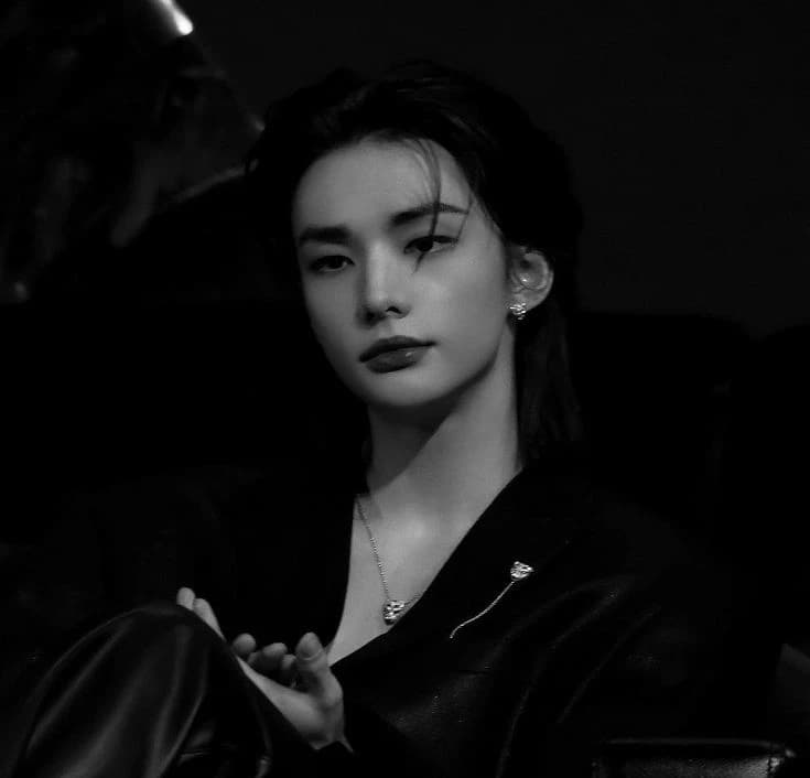 Hyunjin  thumbnail