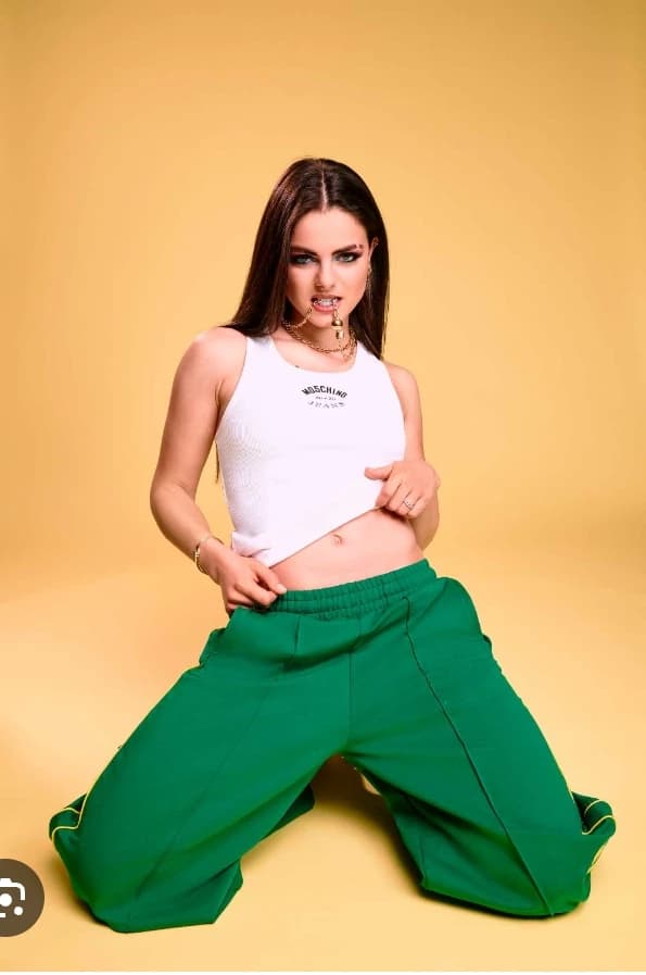 Lucía De La Puerta thumbnail