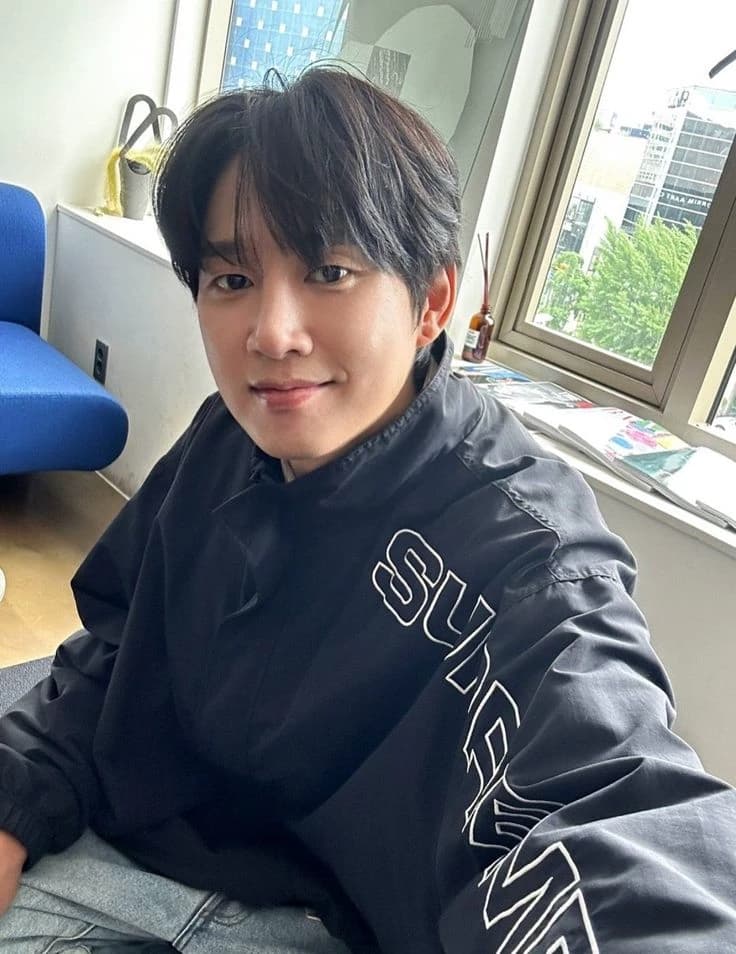 Park Sunghoon  thumbnail