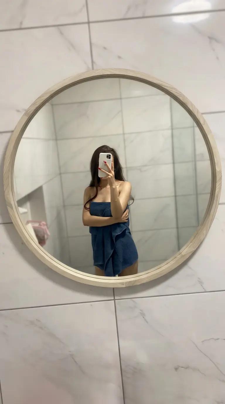 Ms.Elera thumbnail