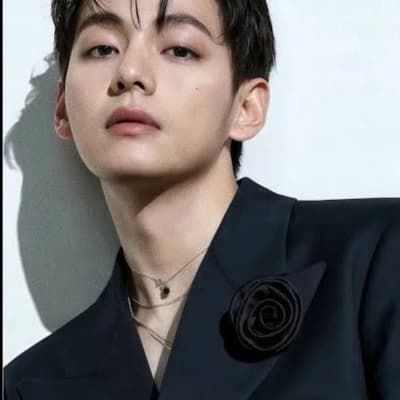 Kim Taehyung thumbnail