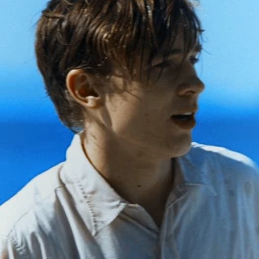 Peter Pevensie  thumbnail