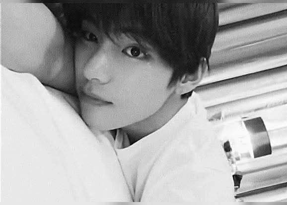 Kim Taehyung thumbnail