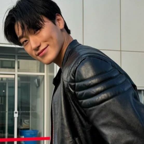 Choi San thumbnail
