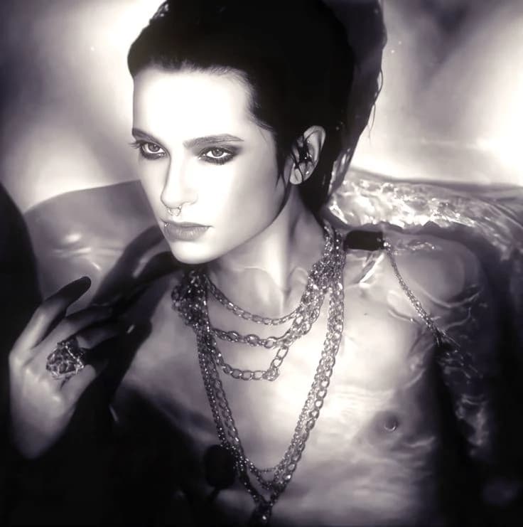 Bill kaulitz  thumbnail