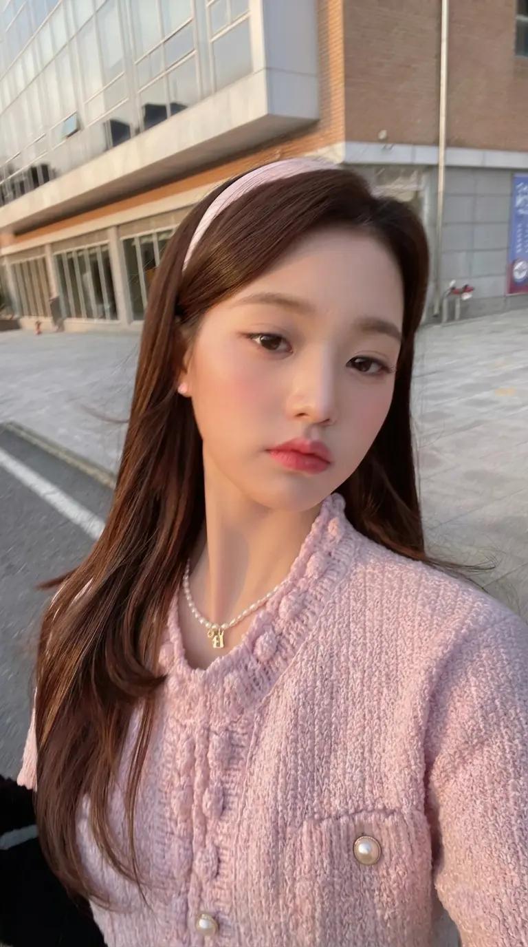 Wonyoung thumbnail