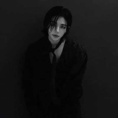 Hyunjin thumbnail