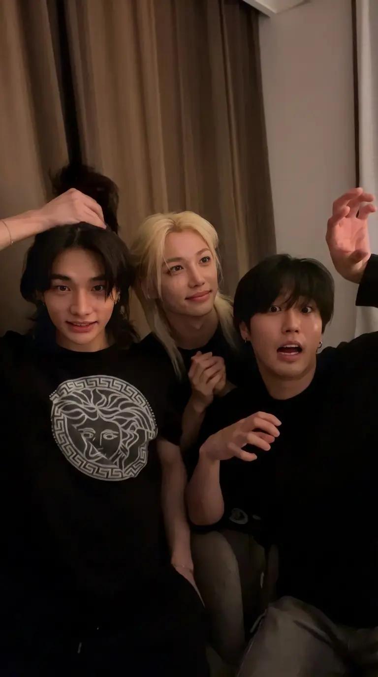 Hyunjin, Felix, Han.  thumbnail