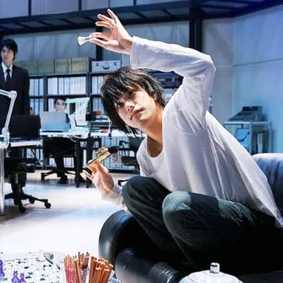 L Lawliet thumbnail