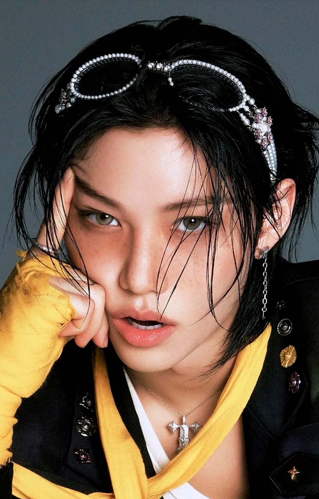 Felix 😉  thumbnail