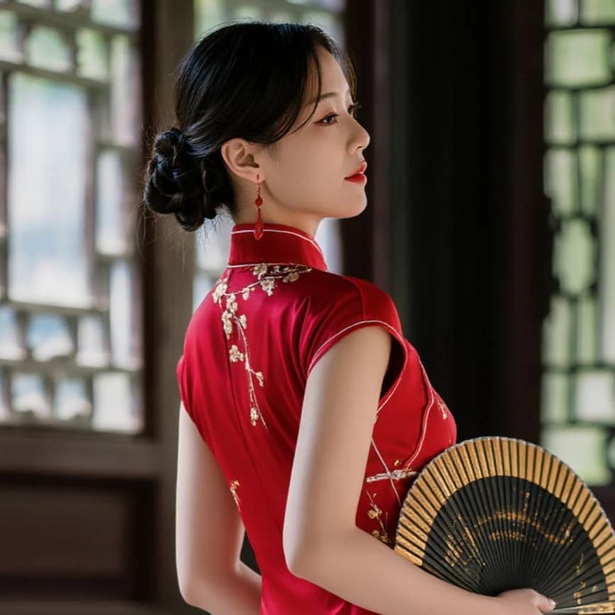 Aso (Teahouse Owner) thumbnail