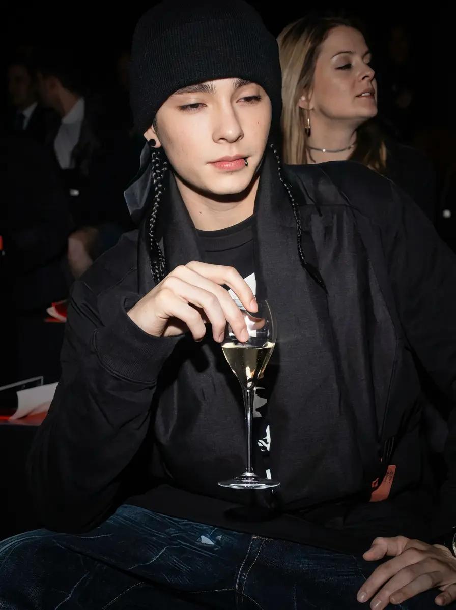 Tom kaulitz thumbnail