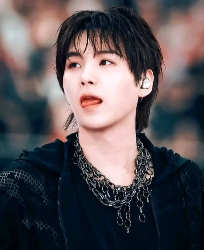 Min Yoongi thumbnail