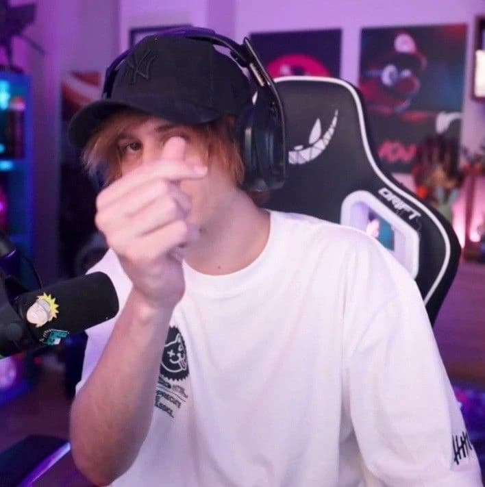 Blonde thumbnail