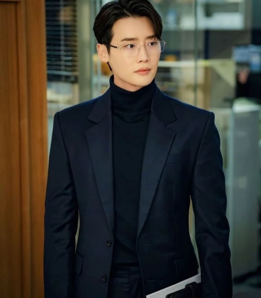 Lee jong suk  thumbnail