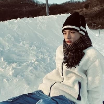 Hyunjin  thumbnail
