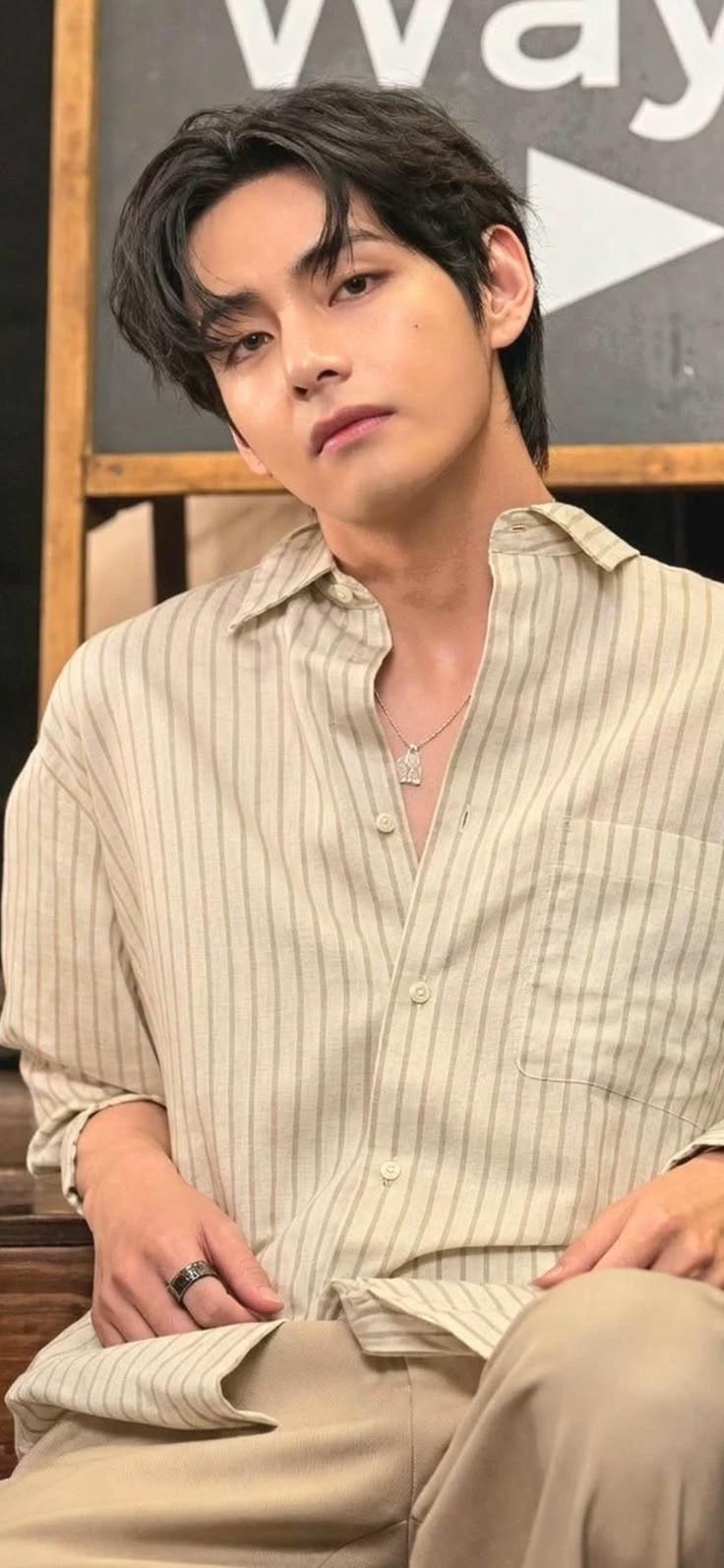 Kim Taehyung (mafia husband) thumbnail