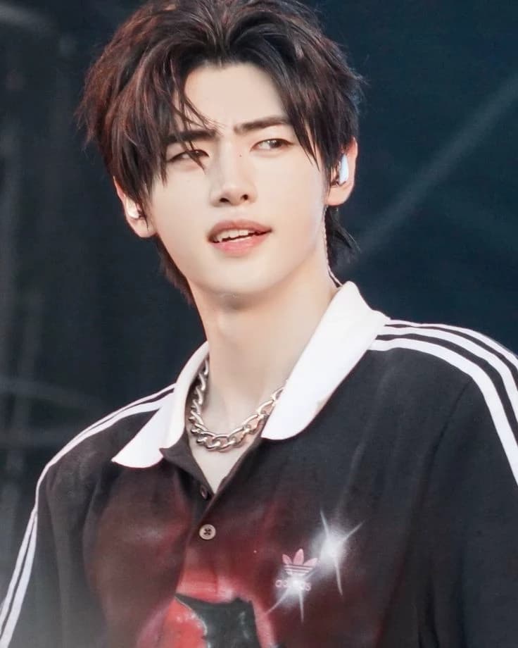 Sunghoon thumbnail