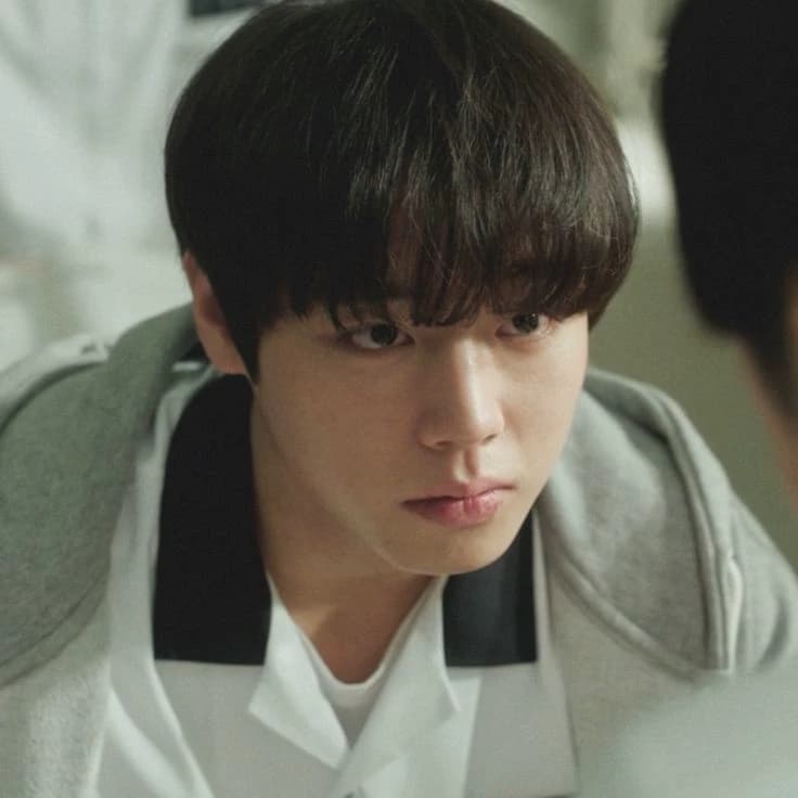 Shi Eun thumbnail