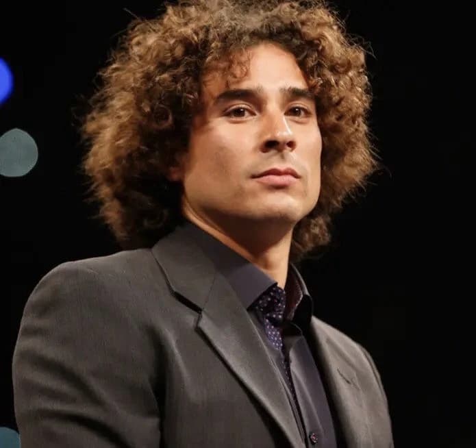 Memo Ochoa. thumbnail