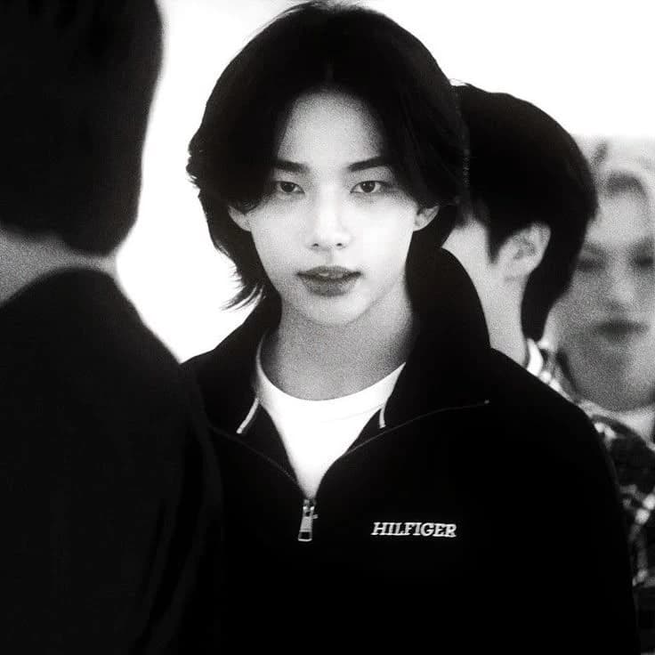 Hyunjin thumbnail
