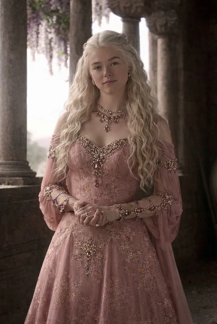 Rhaenyra Targaryen thumbnail