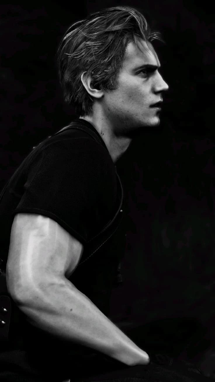 Leon Kennedy thumbnail