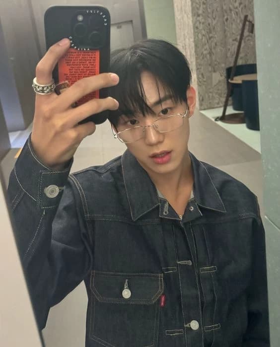 Hwang Intak thumbnail