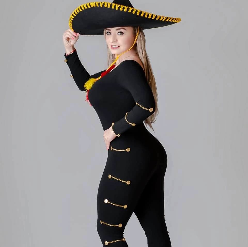 Ari días gomez thumbnail