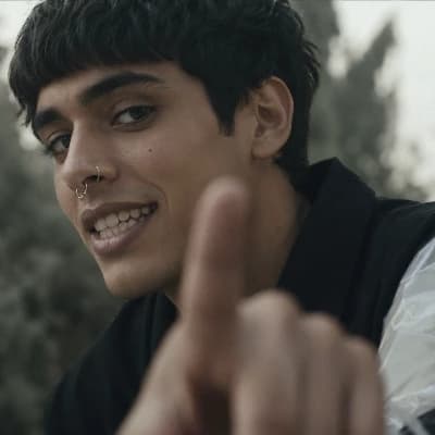 Melanie Martinez male version thumbnail