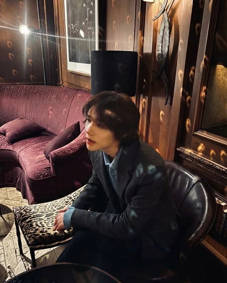 Hwang Hyunjin thumbnail