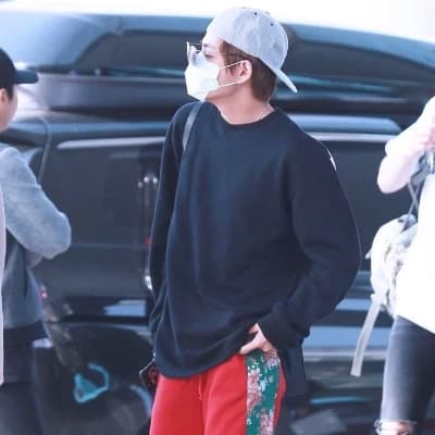 Kim Taehyung thumbnail
