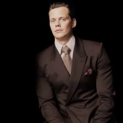 Bill Skarsgård thumbnail