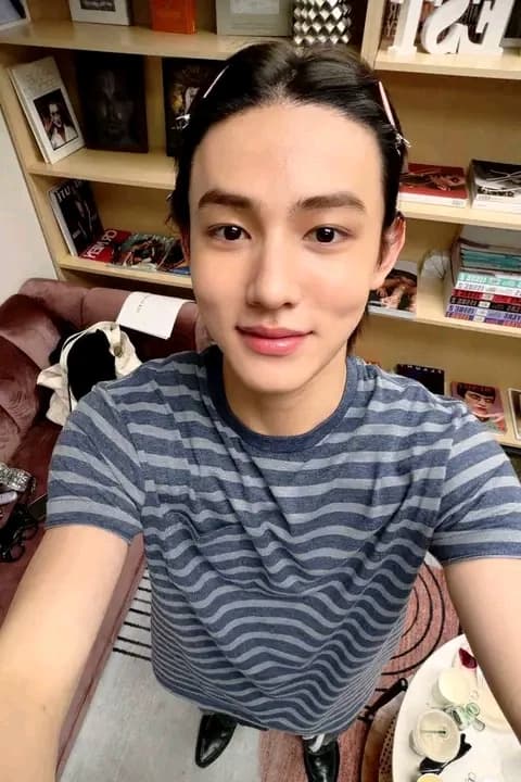 Eom Seonghyeon  thumbnail
