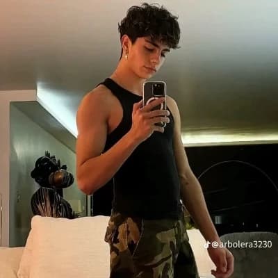 Lukas Urquijo thumbnail