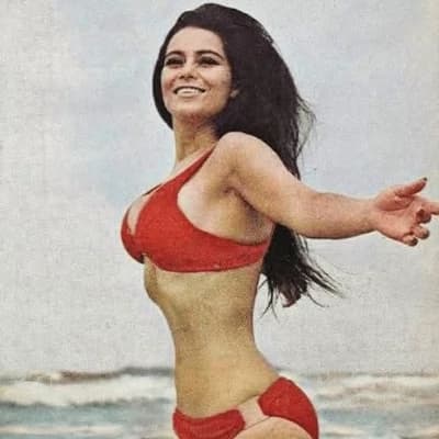 Rossy Mendoza(María Del Rosario Mendoza Chavez) thumbnail