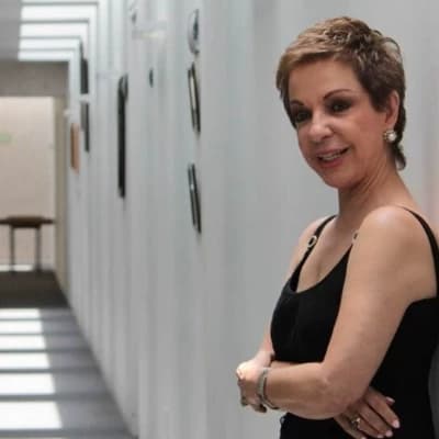 Marta Sahagún(Marta María Sahagún Jiménez) thumbnail